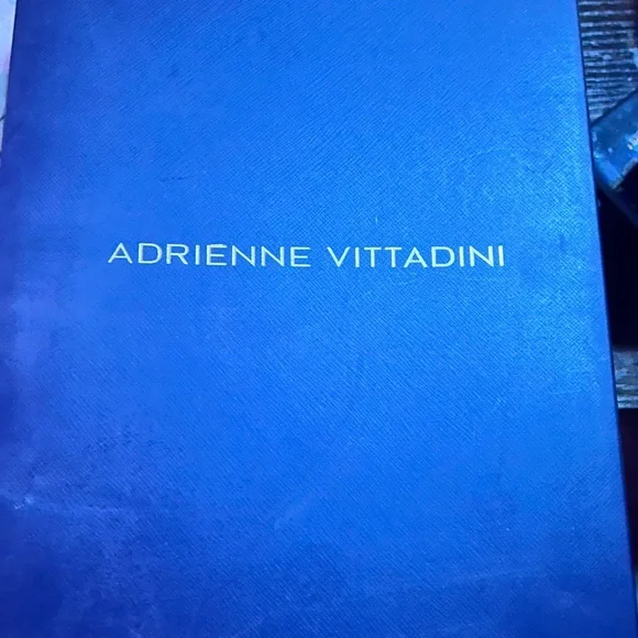 Adrienne Vittadini  Norena Sz 9.5 Pewter Distressed Metallic embellished heels - Picture 5 of 5